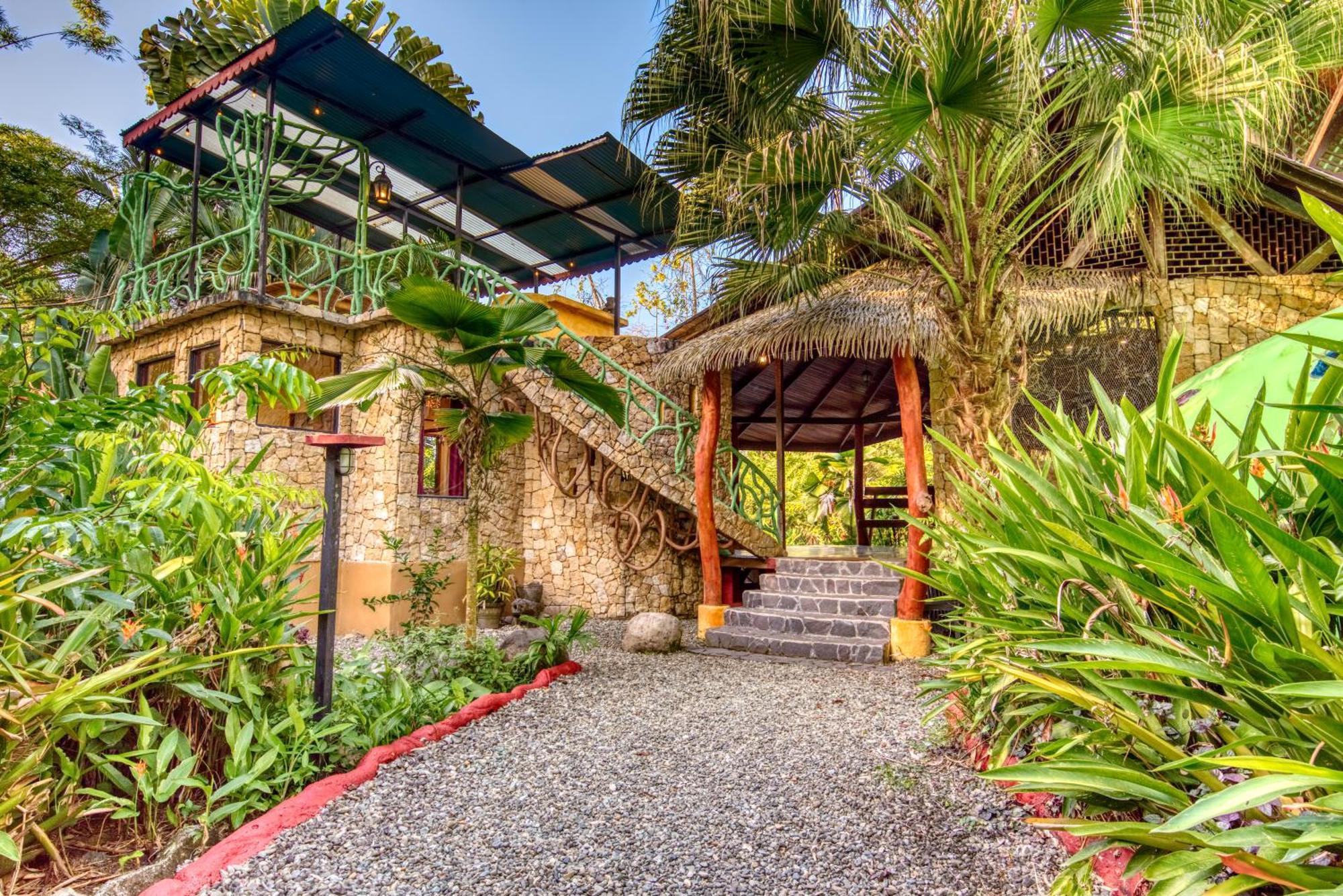 Tree House Beachfront Lodge Puerto Viejo de Talamanca Exteriör bild