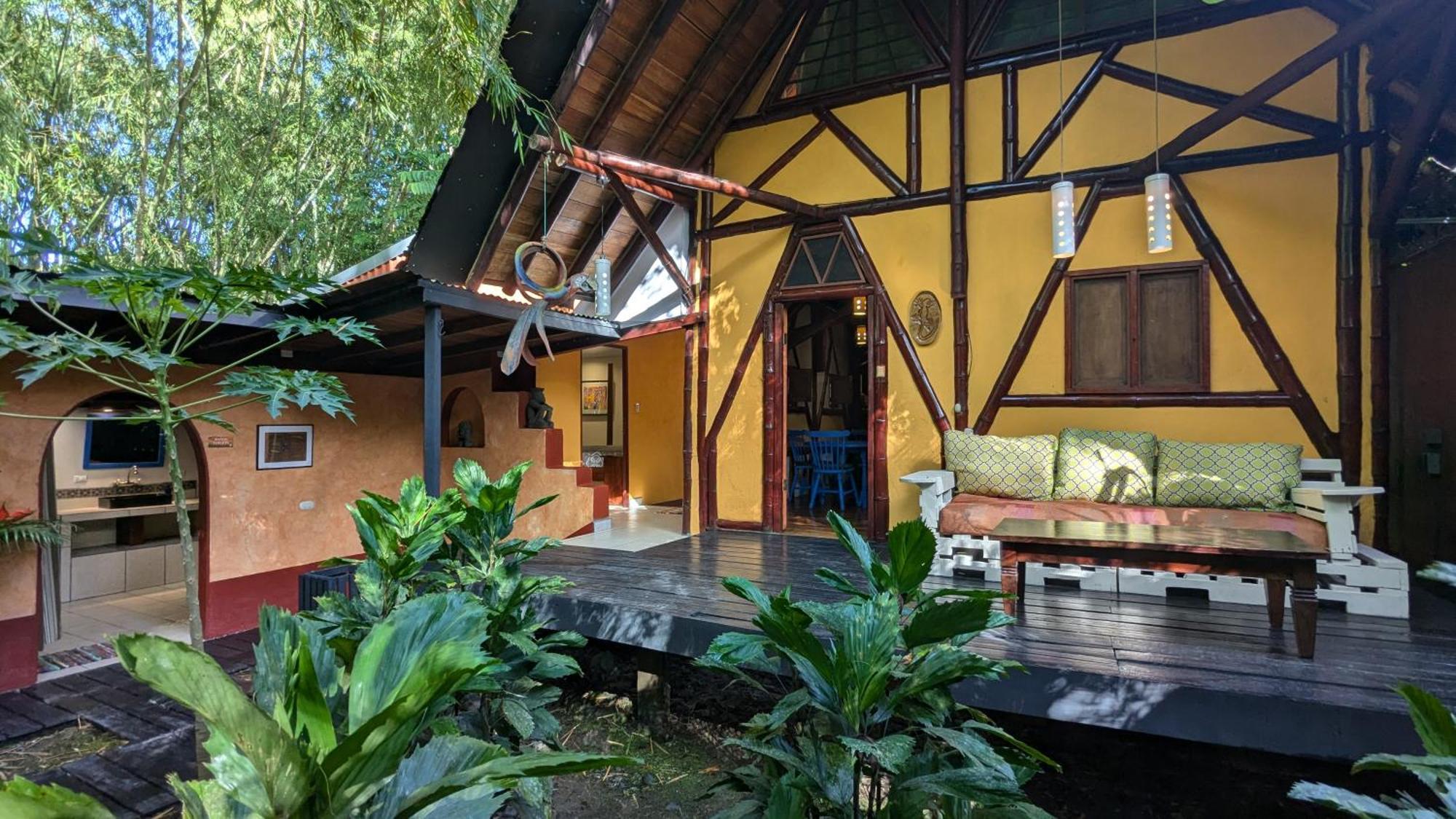 Tree House Beachfront Lodge Puerto Viejo de Talamanca Exteriör bild
